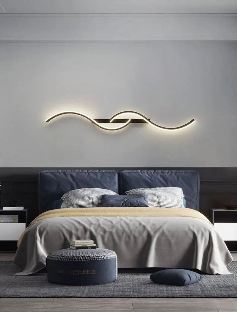 Modern Minimalist S-Shaped Wall Sconce